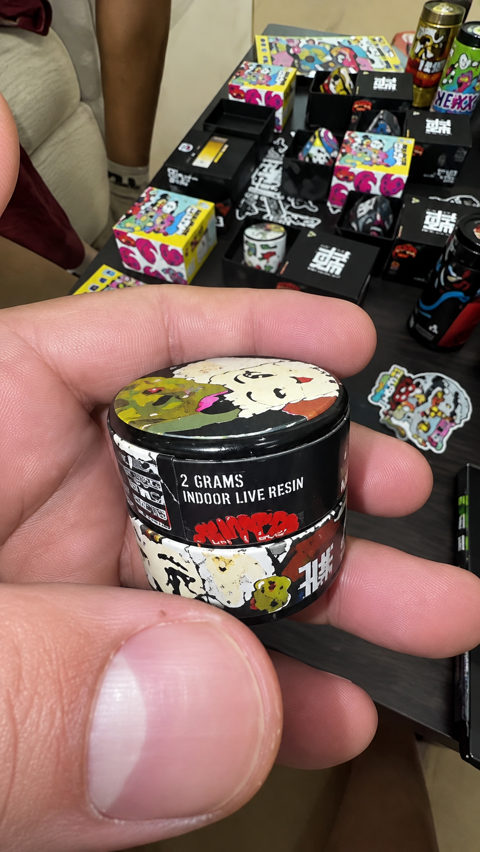 YELLO ZUSHI ROSIN By THE TENCO closed 2 gram jar with colorful graffiti artwork and 2 GRAMS INDOOR LIVE RESIN label